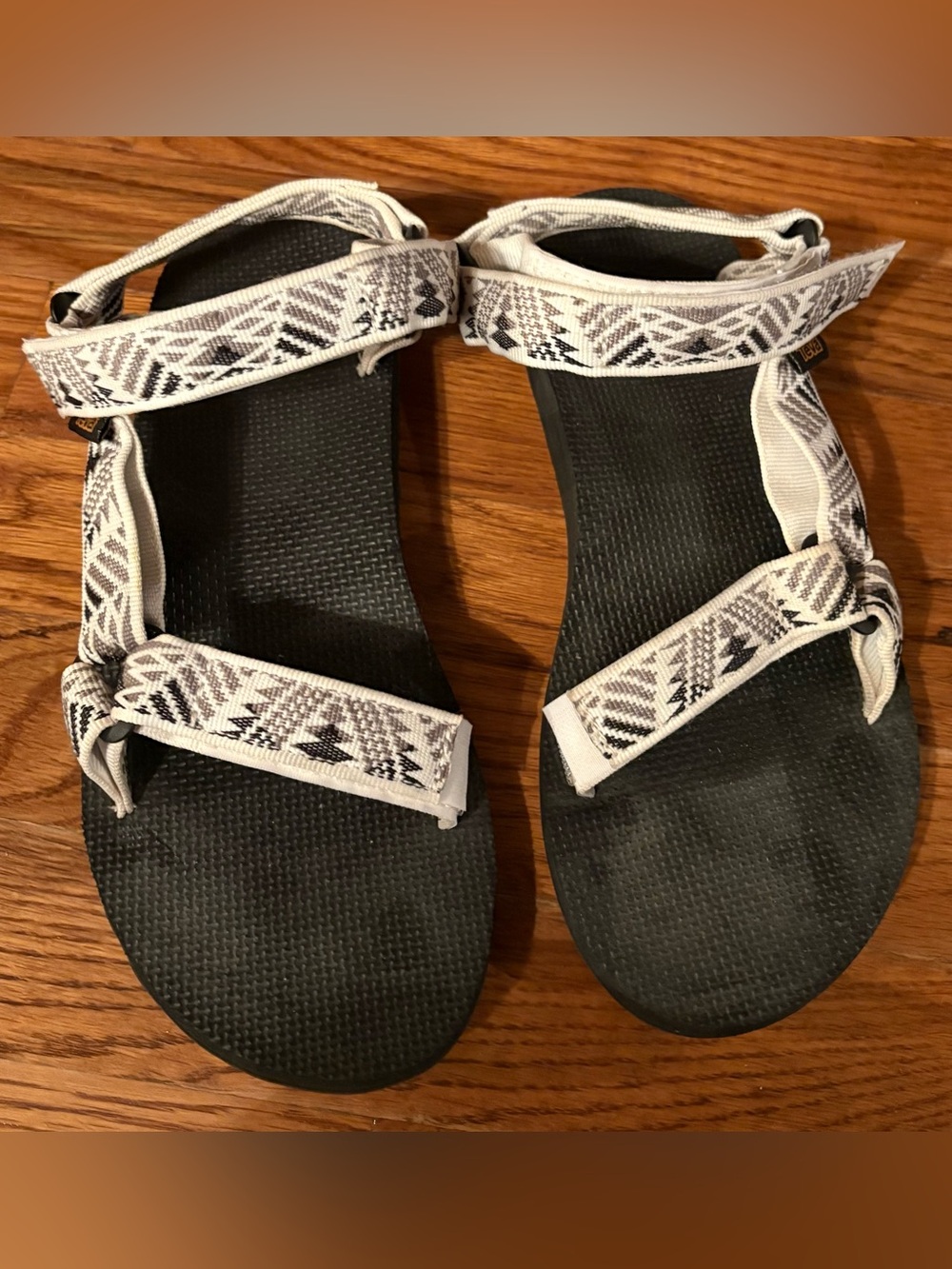 Teva Original Universal Sandals Boomerang White/Grey Single Strap Size 8